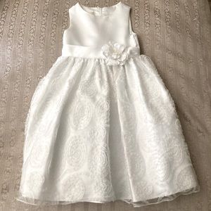 71- American Princess Formal Dress w/ Floral Design